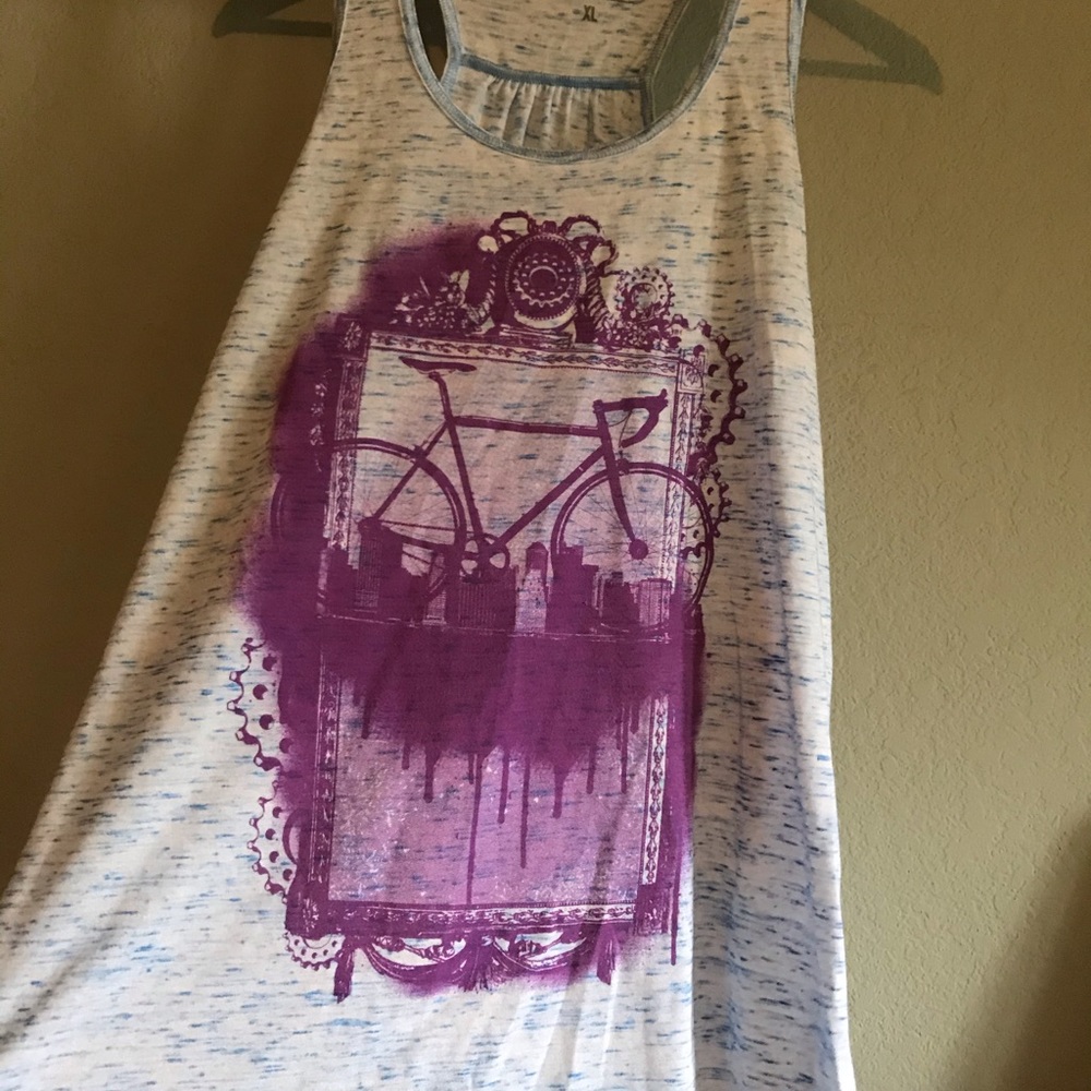 "Super limited" woman's lightweight t-shirt XL